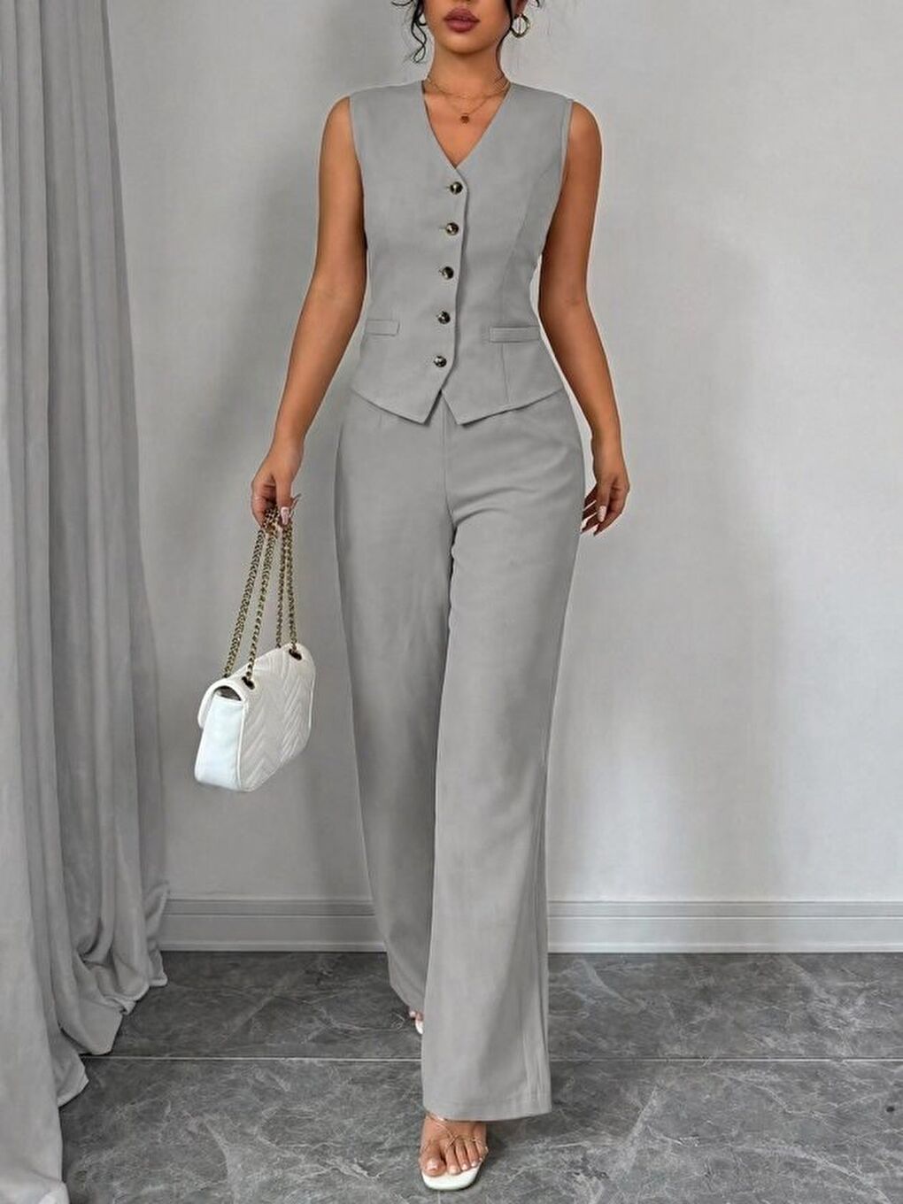 Gri Kadın Askılı önden Düğmeli Bluz Ve Pantolon Keten Ikili Takım