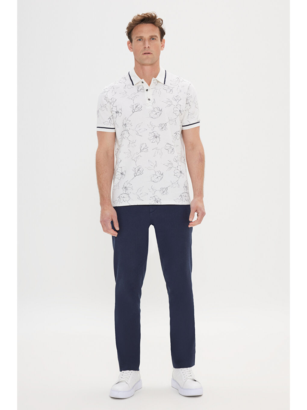 Erkek Beyaz-Lacivert Slim Fit Dar Kesim %100 Pamuk Çiçek Baskılı Polo Yaka Tişört-1