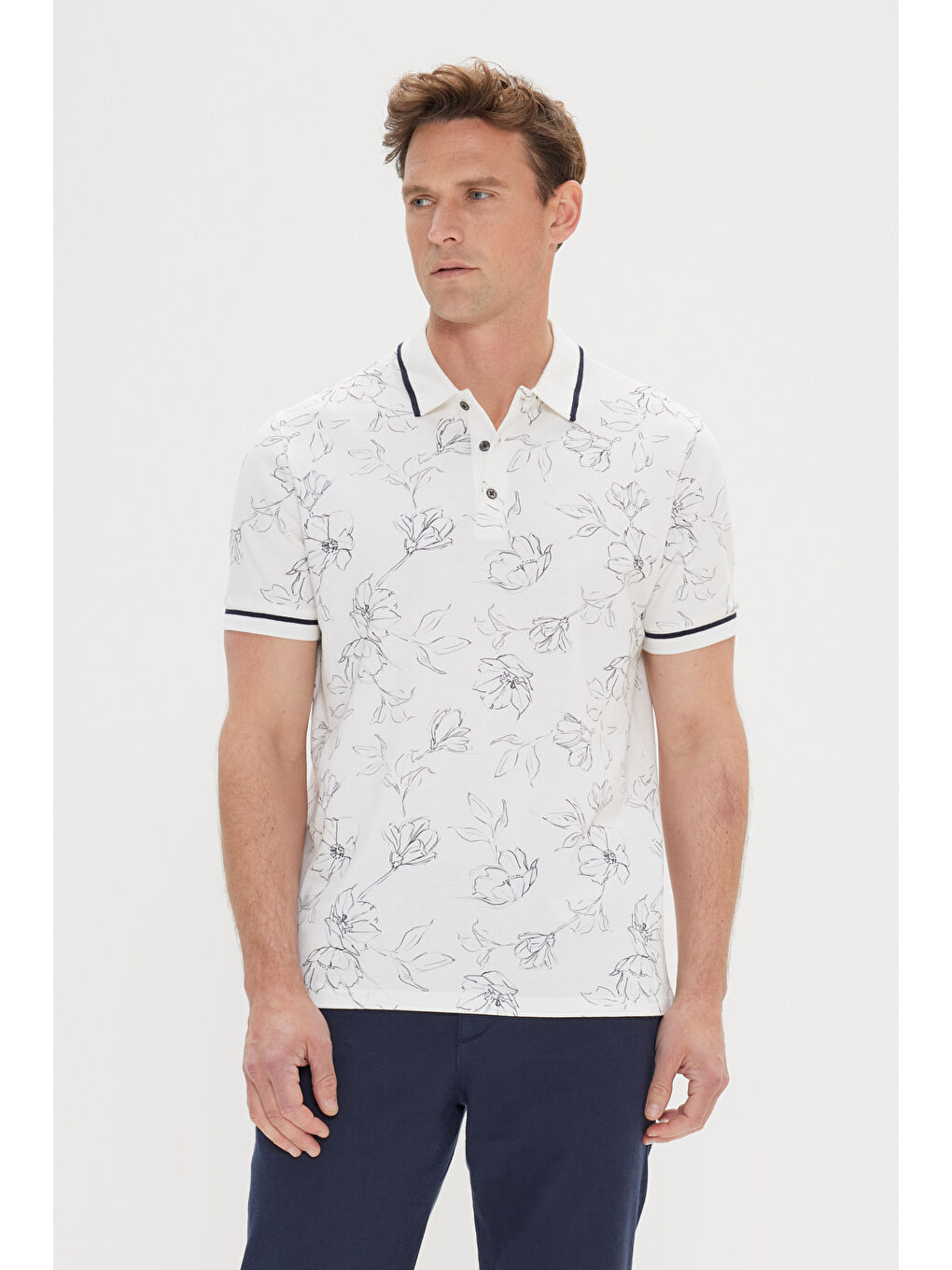Erkek Beyaz-Lacivert Slim Fit Dar Kesim %100 Pamuk Çiçek Baskılı Polo Yaka Tişört-2