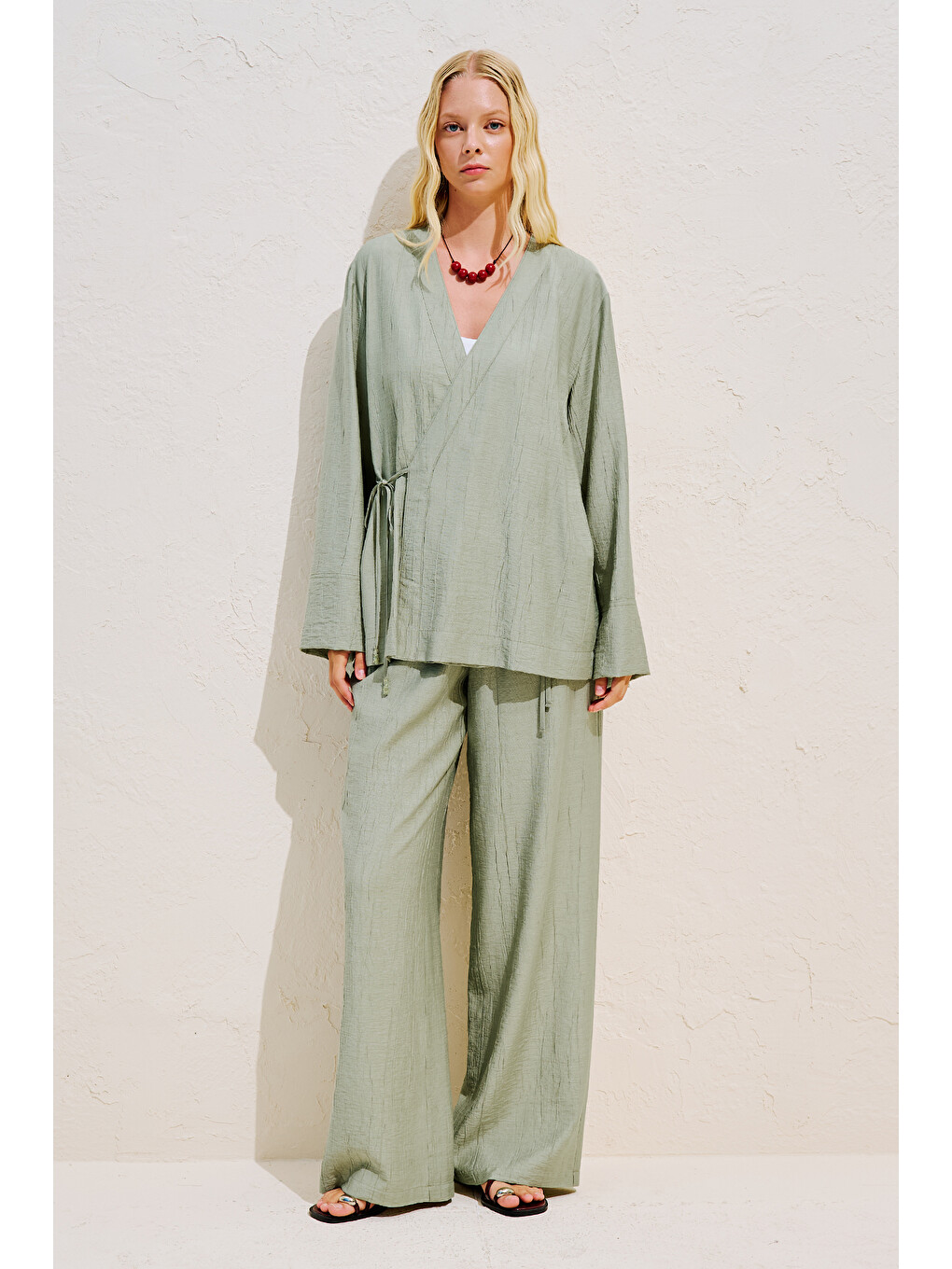 Dokulu Bağlamalı Kimono Bluz Yeşil-4