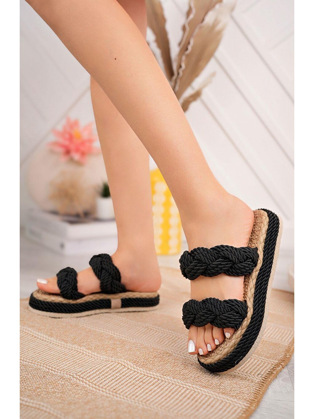 Siyah Mility Halat İpli Çift Bantlı Kalın Hasır Taban Kadın Terlik