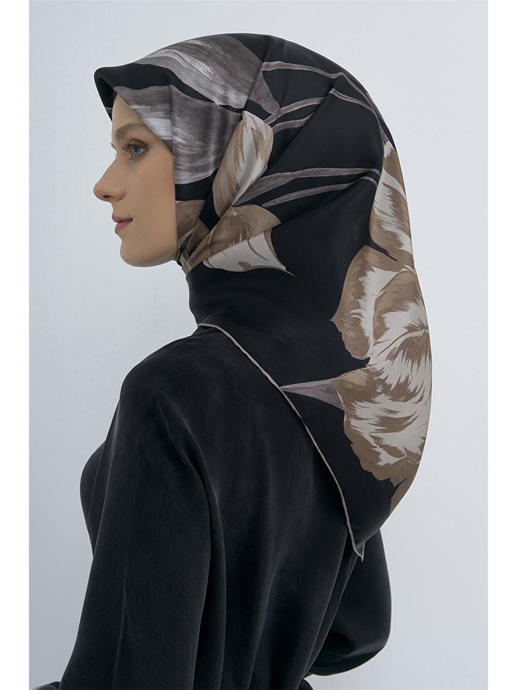 Siyah Saf İpek Twill Eşarp 9506D 06-3