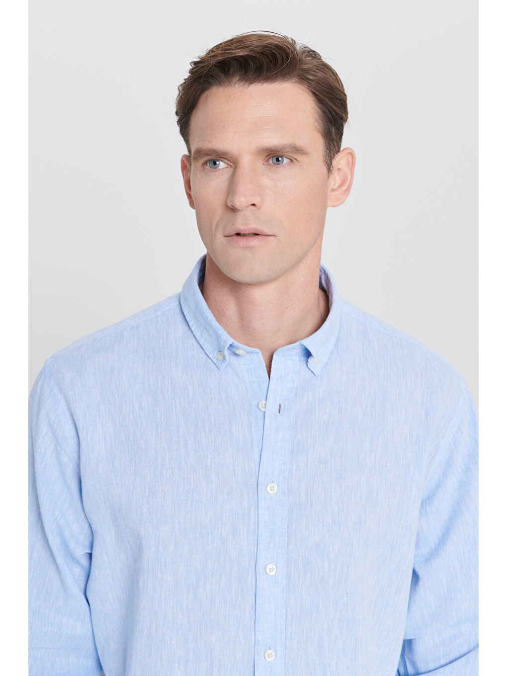 Erkek Mavi Comfort Fit Rahat Kesim Düğmeli Yaka Keten Gömlek-5