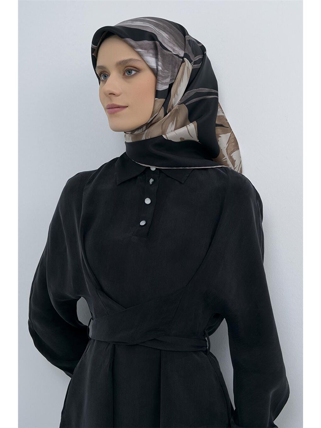 Siyah Saf İpek Sura Eşarp 9506D 06