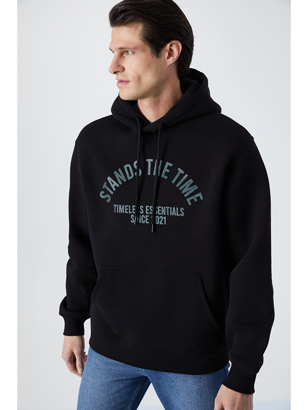 Wulf Erkek Organik Kumaşlı İçi Polarlı Yumuşacık Kanguru Cepli Kapüşonlu Siyah Sweatshirt-2