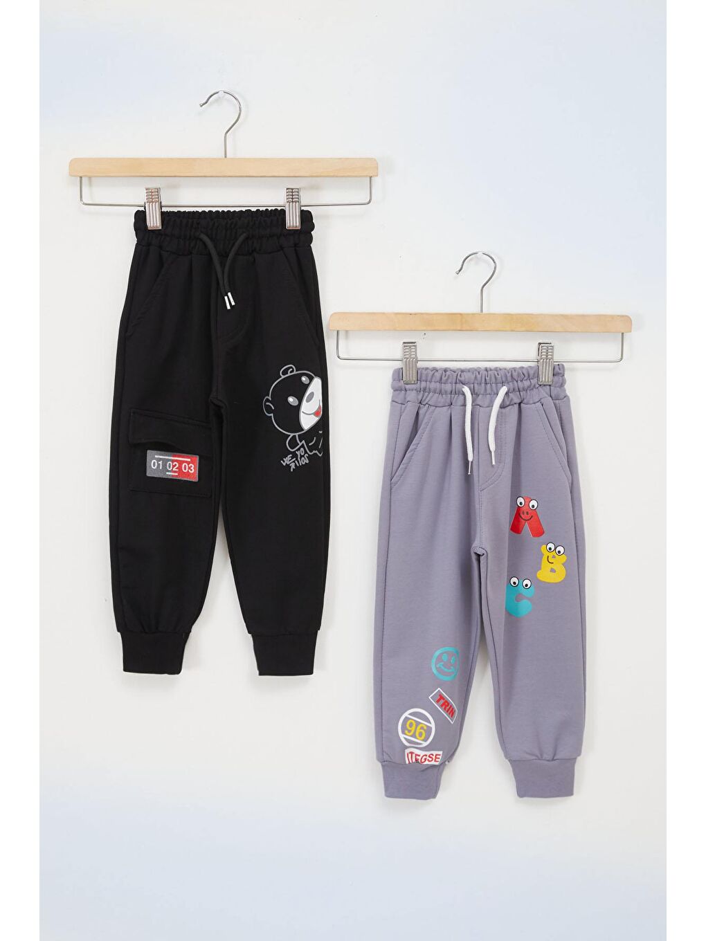 Erkek Çocuk Sevimli Harf Baskılı Ayıcıklı 2li Eşofman Altı Mavi-Siyah 17692