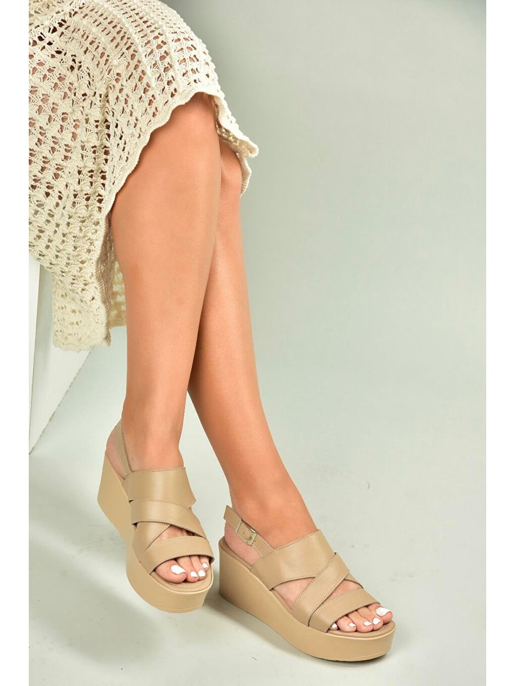Bej Kadın Dolgu Topuklu Ayakkabı U5557502-2