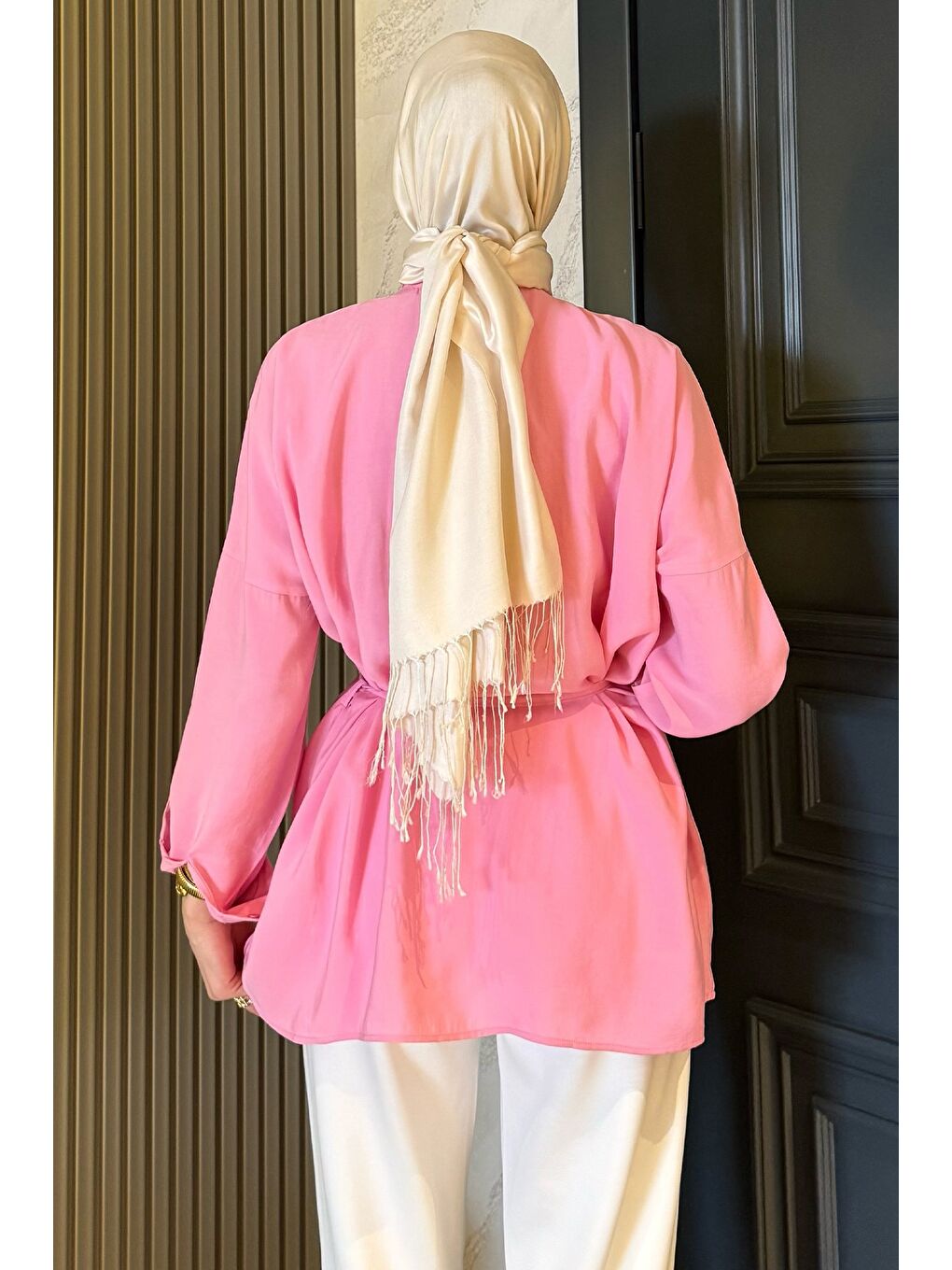 Pembe Kadın Ön Büzgü Detaylı Bel Bağlamalı Tesettür Tunik-7