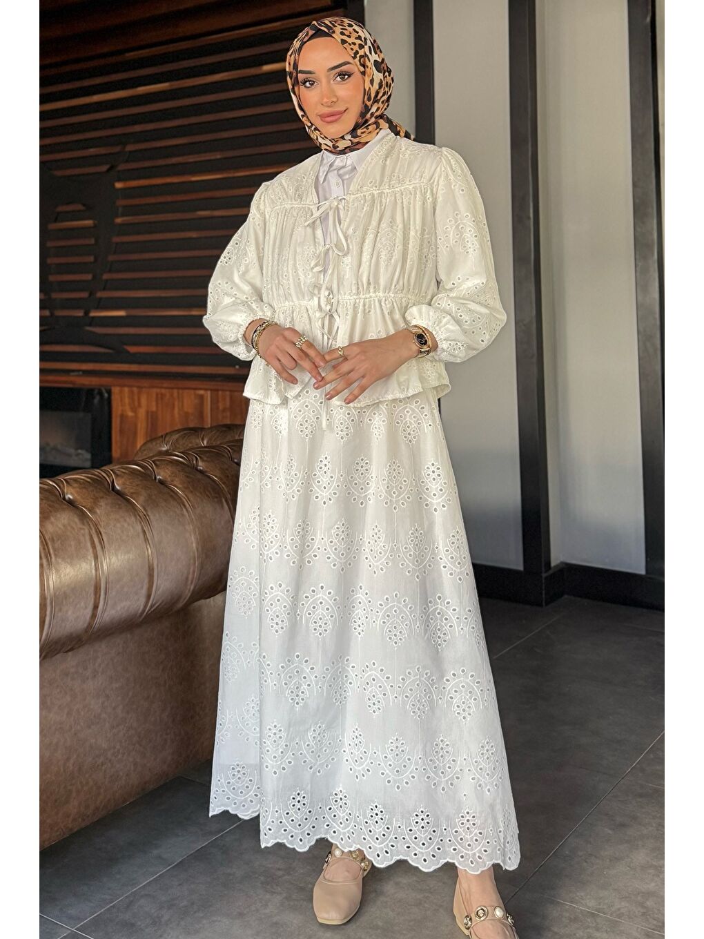 Beyaz Kadın Ön Bağlamalı Fistolu Bluz Etek Tesettür İkili Takım-2