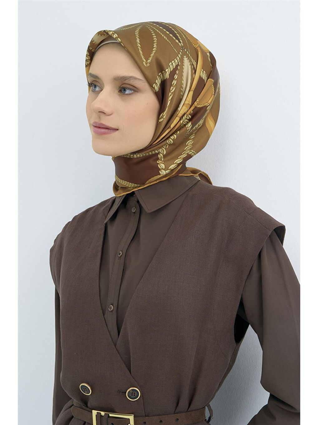 Kahverengi Saf İpek Sura Eşarp 9531D 07-2