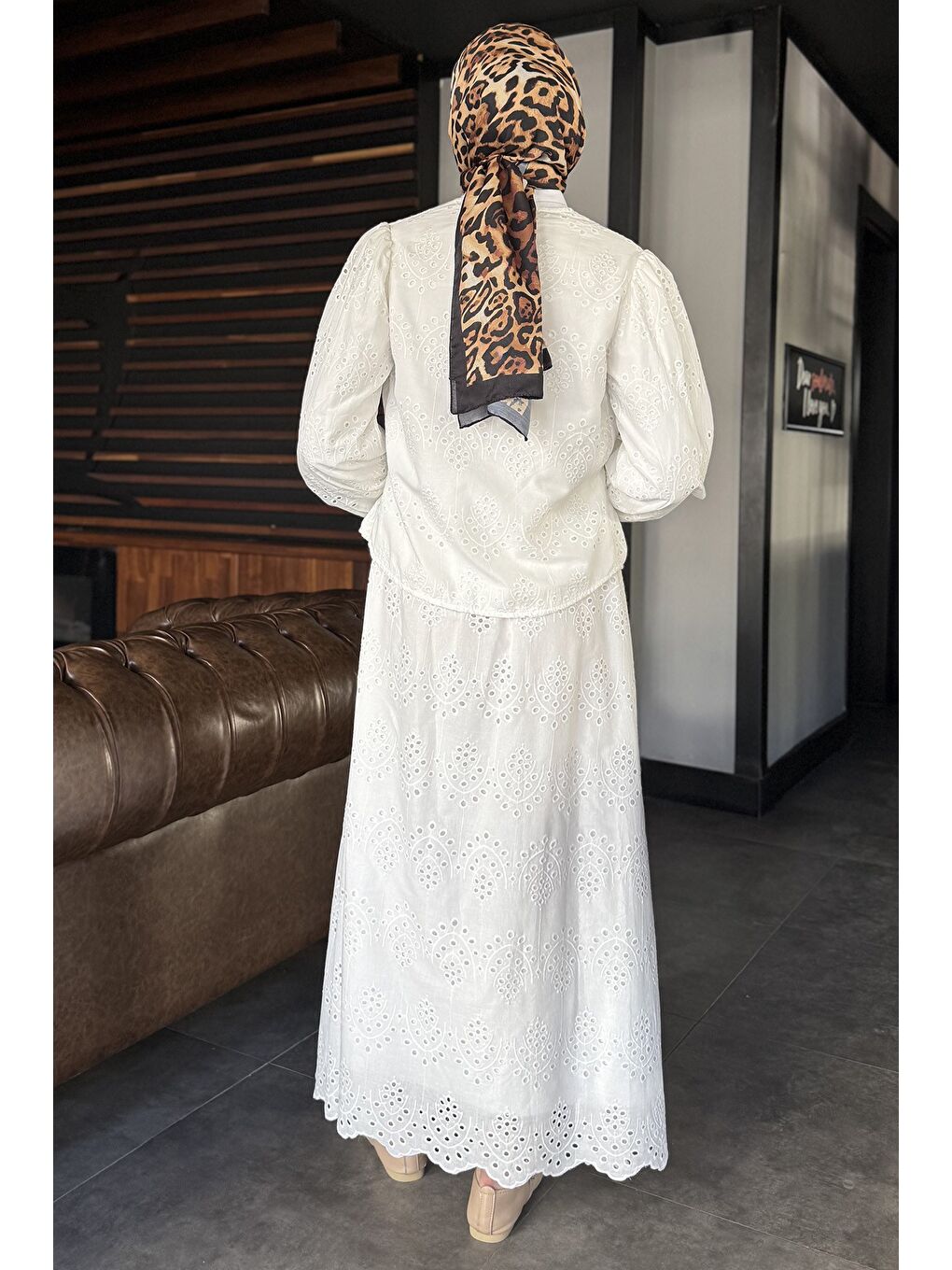 Beyaz Kadın Ön Bağlamalı Fistolu Bluz Etek Tesettür İkili Takım-7