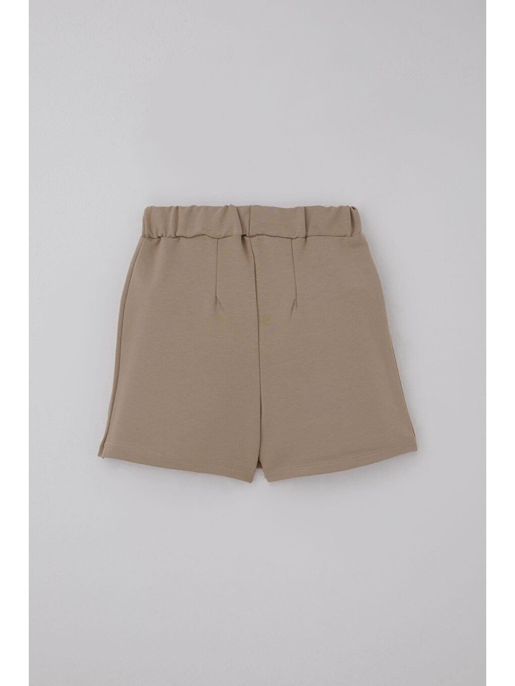 Kız Çocuk Şort Etek Arma Aksesuarlı Yırtmaçlı Bej (9-14 Yaş)-1