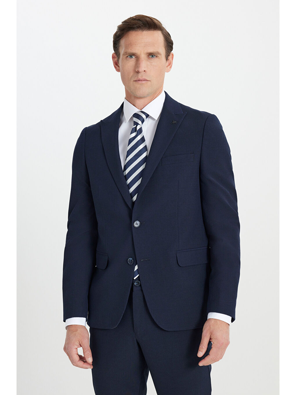 Erkek Lacivert Slim Fit Dar Kesim Kırlangıç Yaka Gofre Desenli Takım Elbise