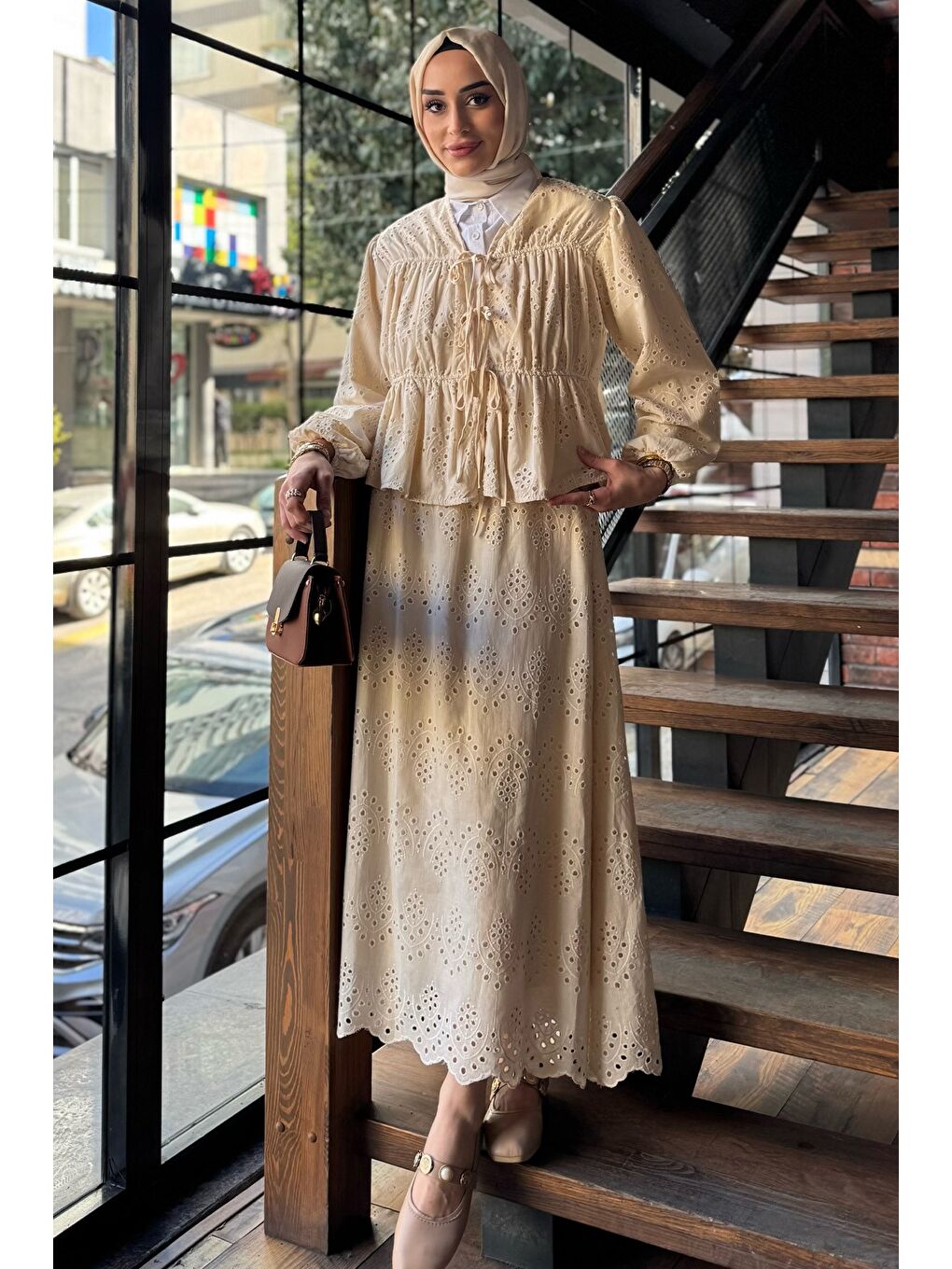 Bej Kadın Ön Bağlamalı Fistolu Bluz Etek Tesettür İkili Takım