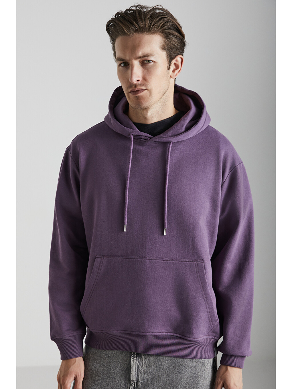 Erkek Içi Polarlı Organik Pamuklu Regular Kanguru Cepli Kapüşonlu Mor Sweatshirt-3