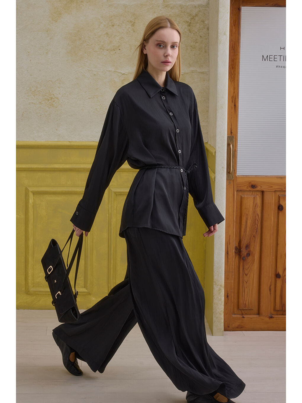 Dökümlü Takım Siyah-1