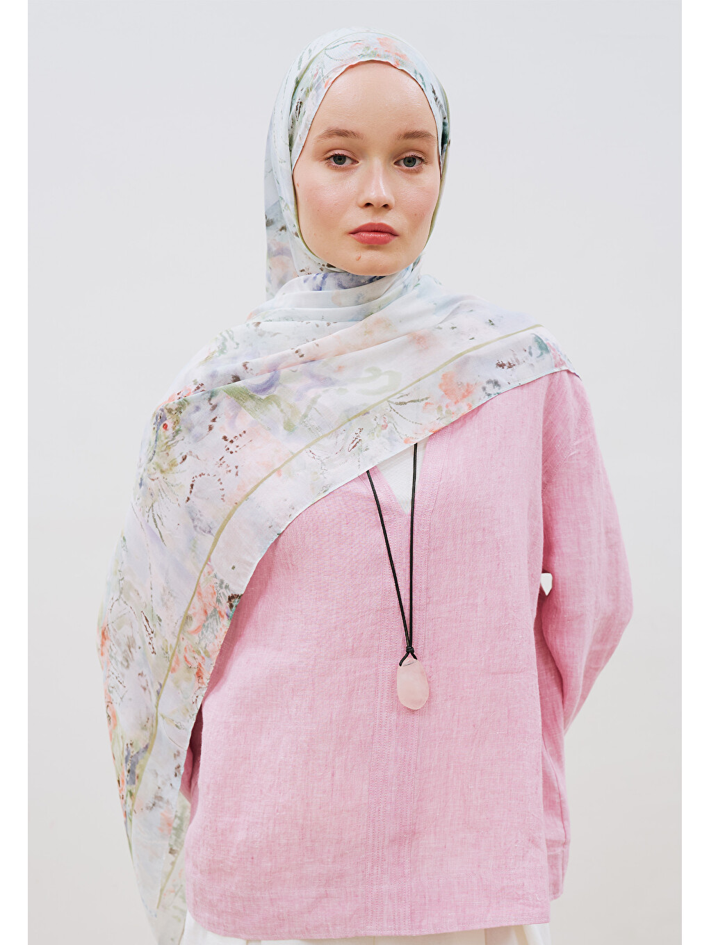 Pembe Floral Symphony Desen Rami Viskon Şal Mavi-3