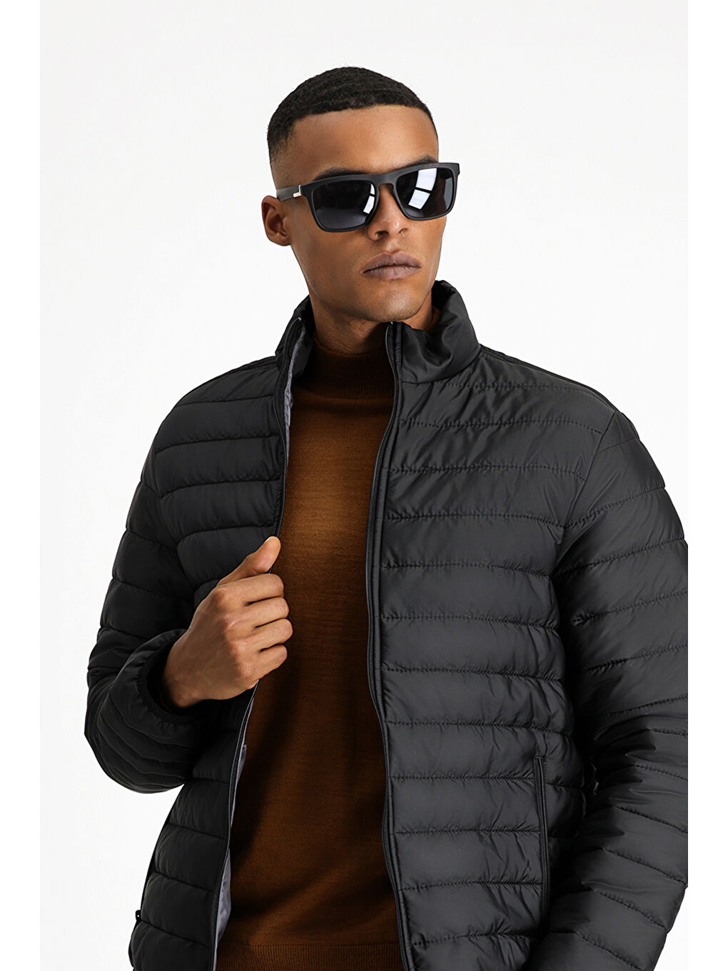 Siyah Kapitone Spor Mont-1