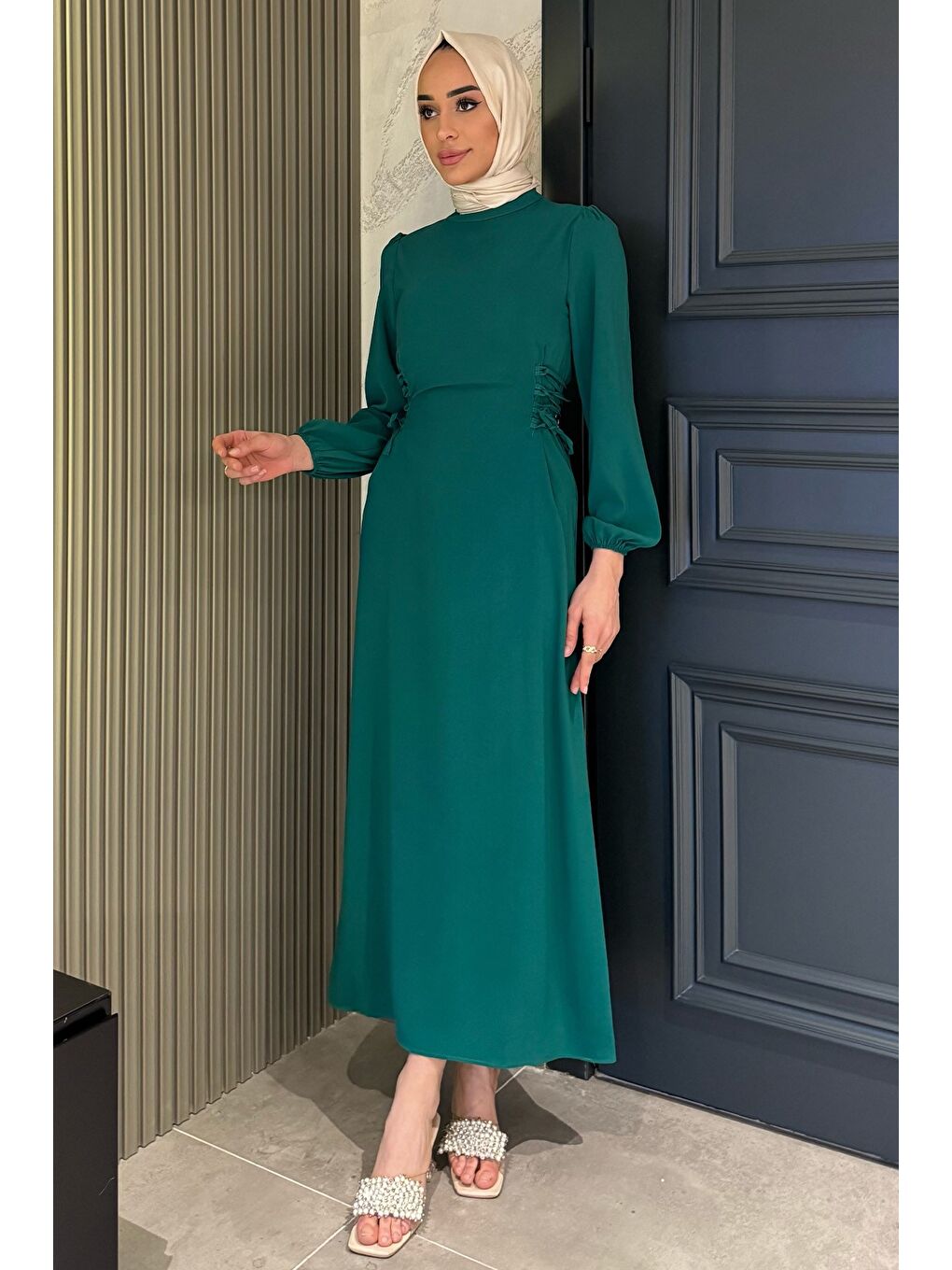 Yeşil Yan Bağlamalı Tesettür Elbise-1