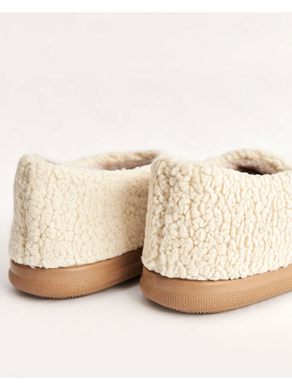 Bej Kadın Kışlık Cold Days Nakışlı Rahat Ev İçi Ayakkabı – Krem Renk-3