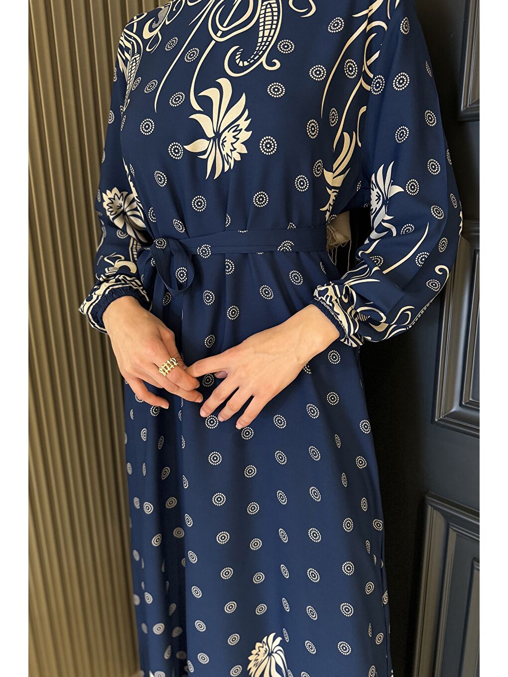 İndigo Kadın Desenli Bel Kuşaklı Büyük Beden Tesettür Viskon Elbise-4