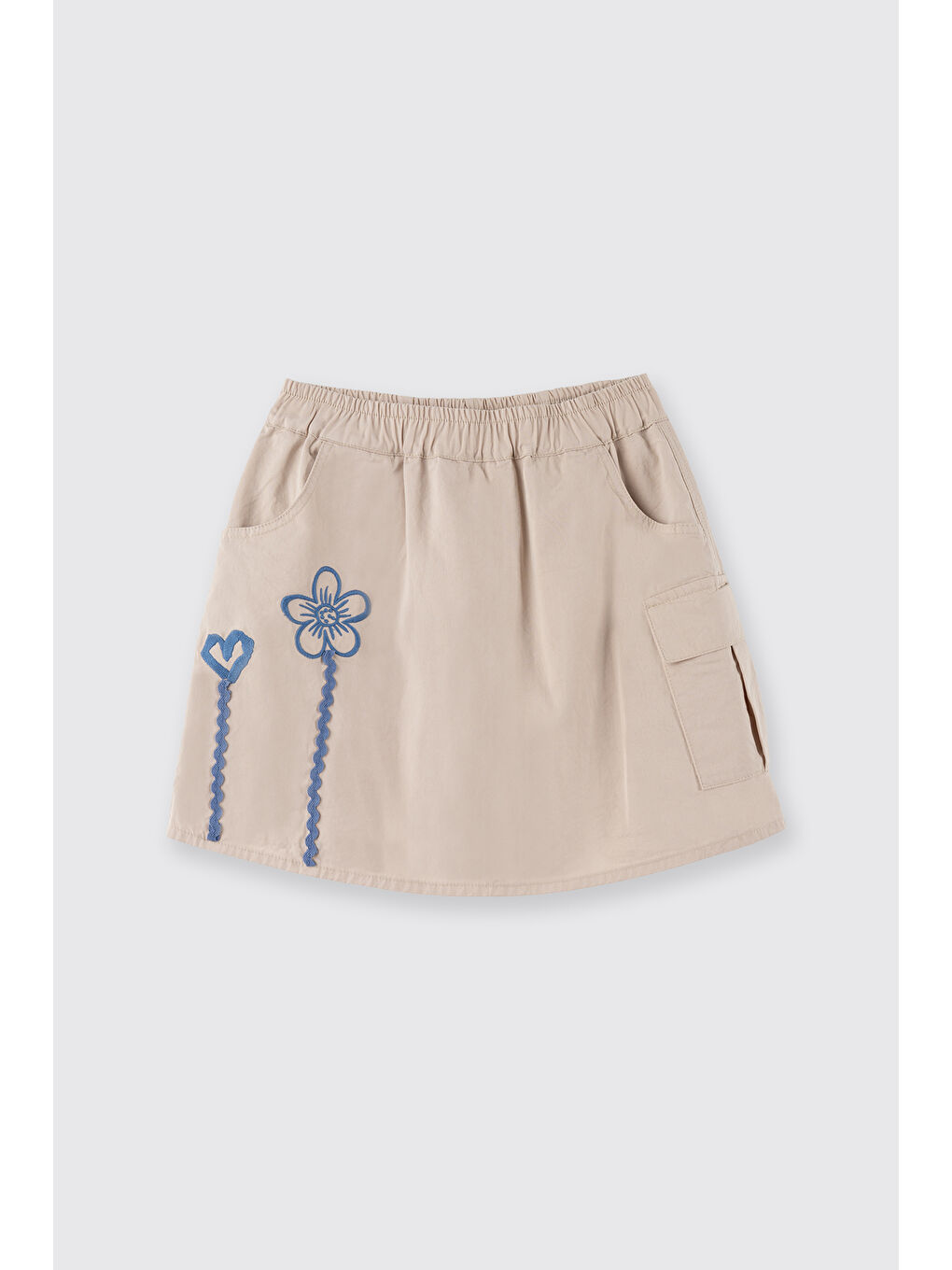 Kız Çocuk Çiçek Ve Kalp Nakışlı Su Taşı Detaylı İç Astarı Şortlu Lastikli Bej Etek