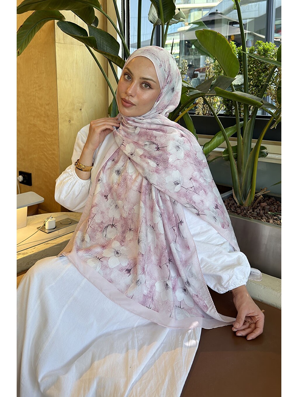 Çiçek Desen Lara Soft Şal Şeker Pembesi