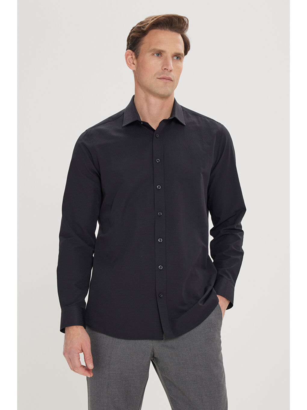Erkek Siyah Slim Fit Dar Kesim Klasik Yaka Pamuklu Armürlü Gömlek-3