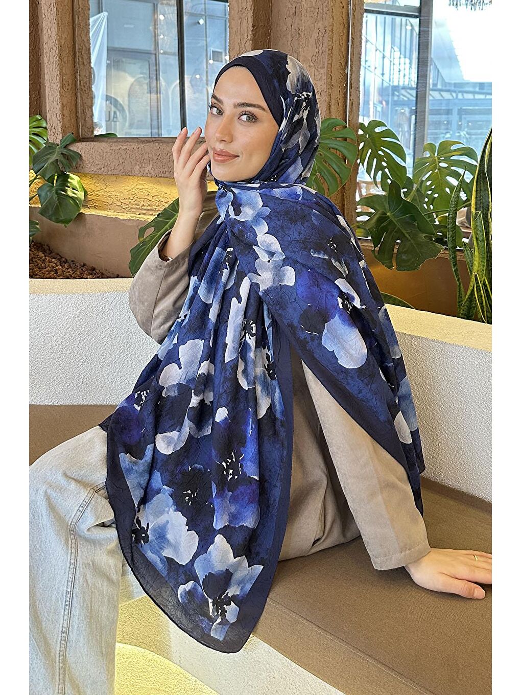 Batik Çiçek Desen Bambu Şal Lacivert-1