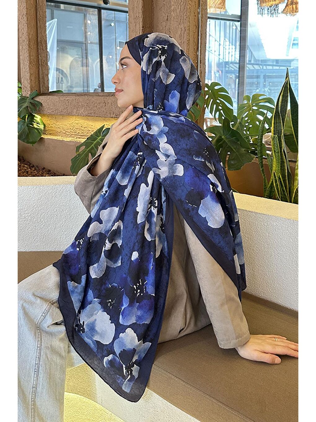 Batik Çiçek Desen Bambu Şal Lacivert-3