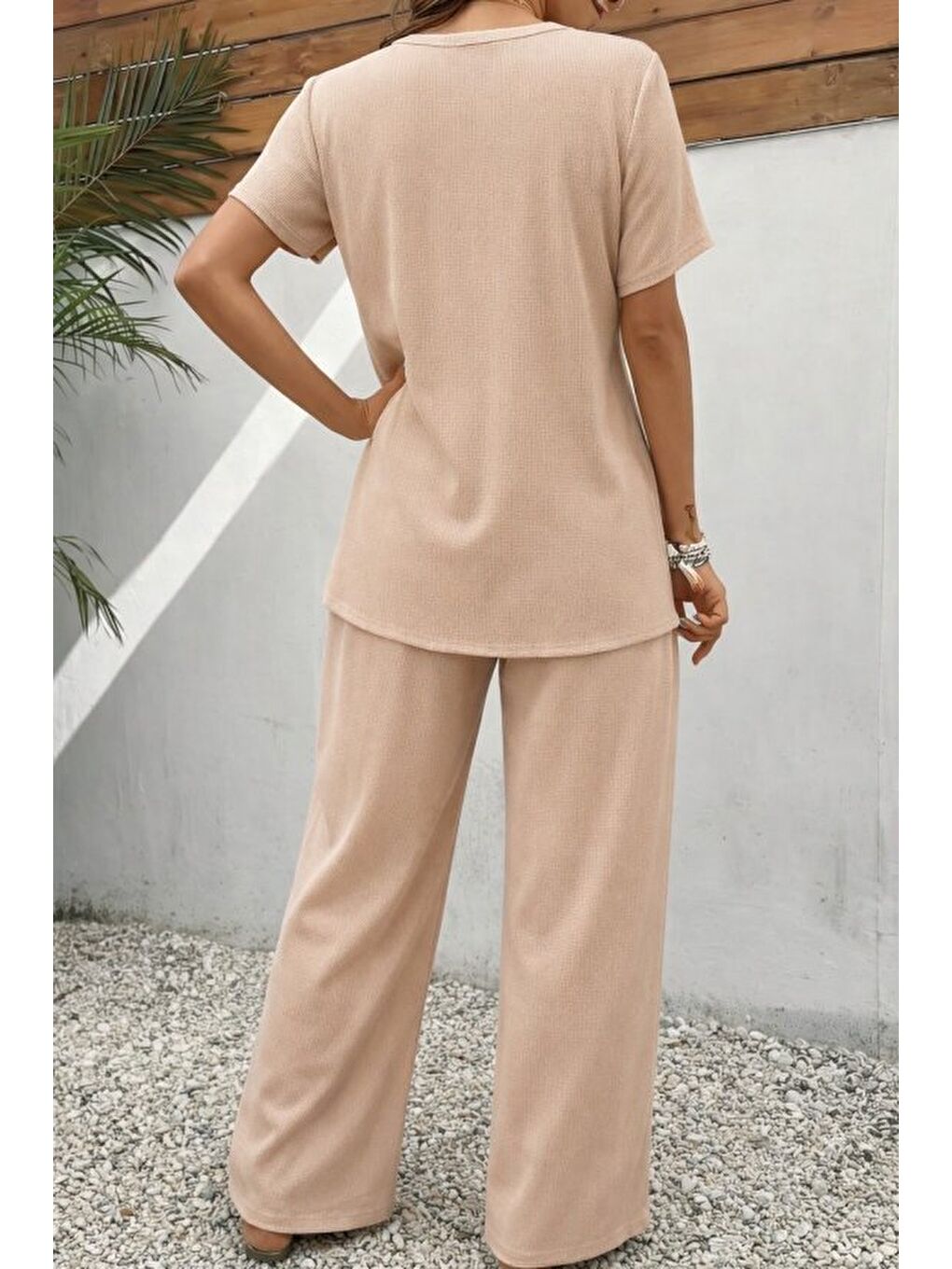 Bej Kadın Kısa Kollu Bisiklet Yaka Asimetrik Kesim Detaylı Bürümcük Bluz Ve Pantolon Ikili Takım-2