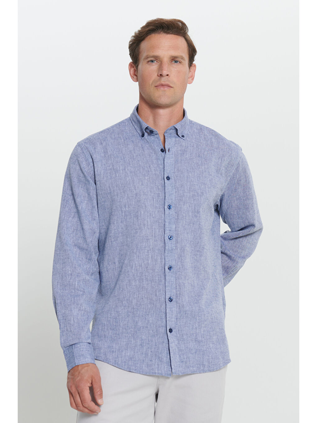 Erkek Lacivert Comfort Fit Rahat Kesim Düğmeli Yaka Keten Gömlek-3