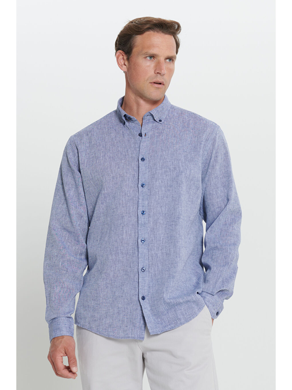 Erkek Lacivert Comfort Fit Rahat Kesim Düğmeli Yaka Keten Gömlek-4