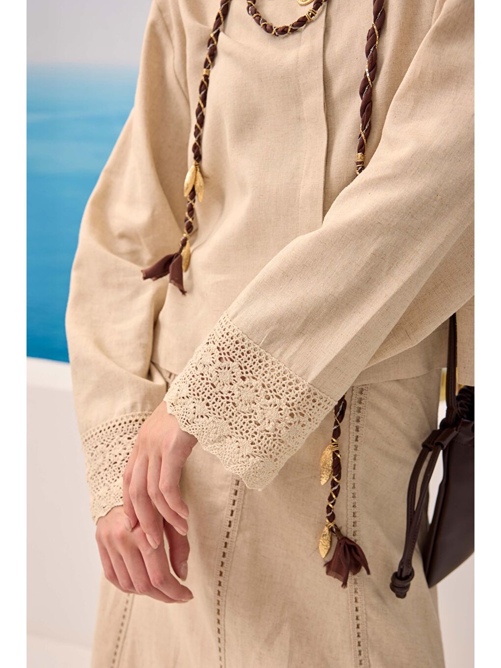 Bej Güpürlü Keten Etekli Takım Sedef-2