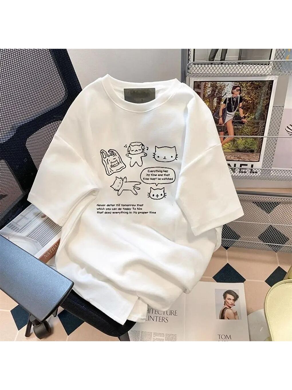 Touz Moda Beyaz Retro Karikatür Kedi Baskılı Beyaz Unisex Oversize T-shirt