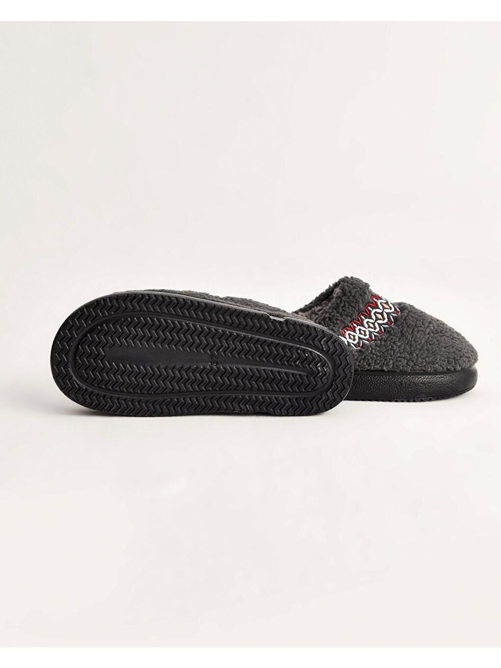 Kadın Kışlık Pelüş Ev İçi Ayakkabı – Camel Ve Gri Desenli Şerit Detaylı, Etnik Desenli Rahat Poliüre-3