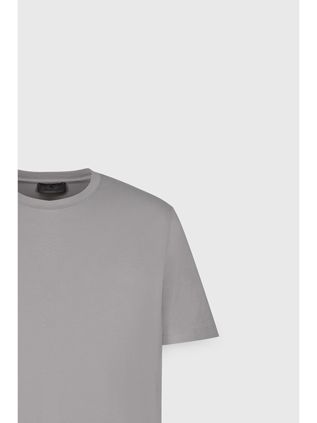 Erkek Bej Standart Fit Normal Kesim Bisiklet Yaka Pamuklu Tişört-6