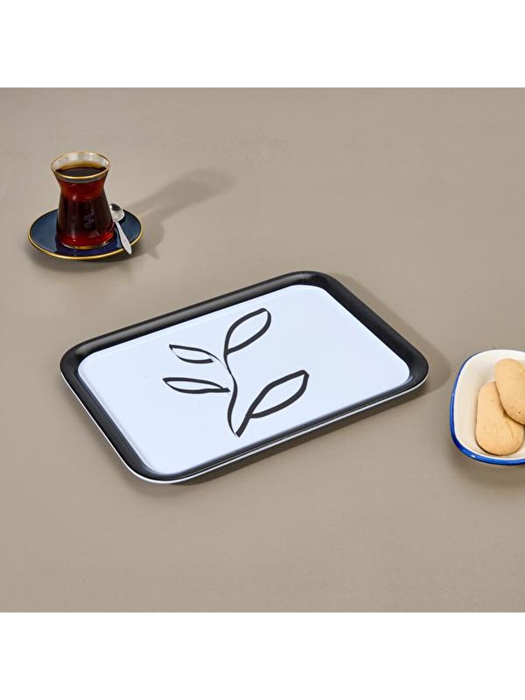 Kitchen Nemi Tepsi - Siyah / Beyaz - 27x21 cm