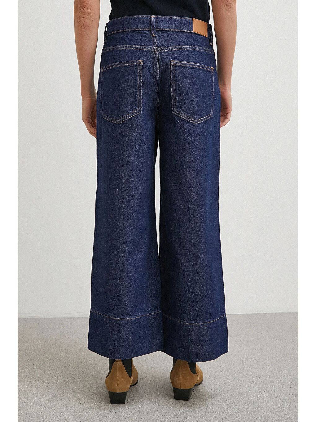 Yüksek Bel Paça Detaylı Jean Lacivert-5