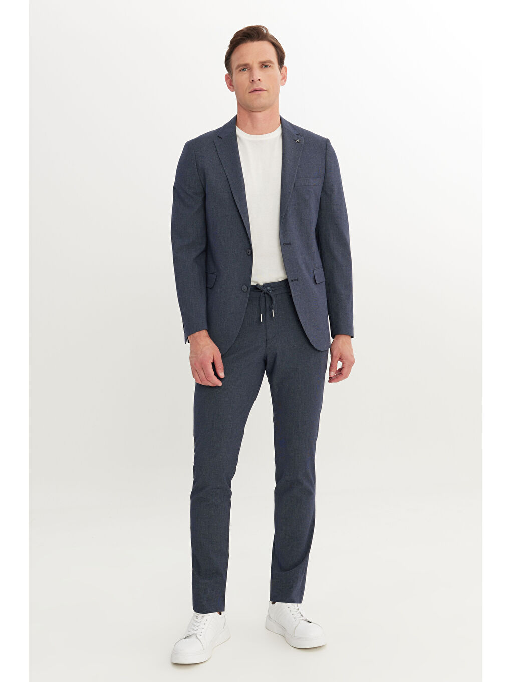 Erkek Lacivert Ekstra Slim Fit Mono Yaka Beli Bağlamalı Takım Elbise-3