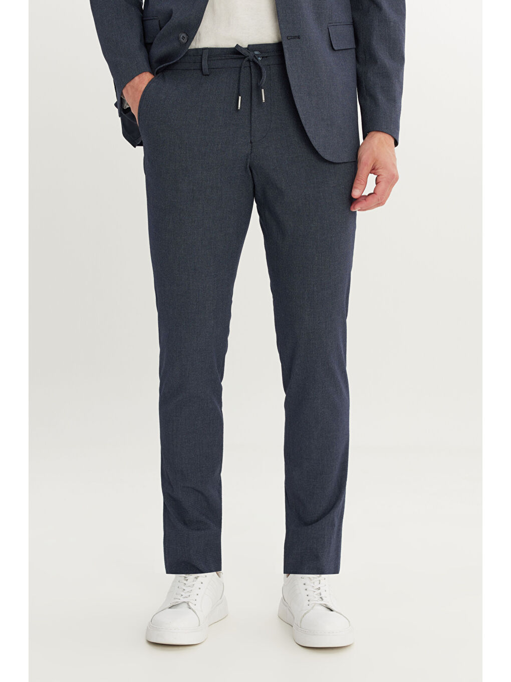 Erkek Lacivert Ekstra Slim Fit Mono Yaka Beli Bağlamalı Takım Elbise-5