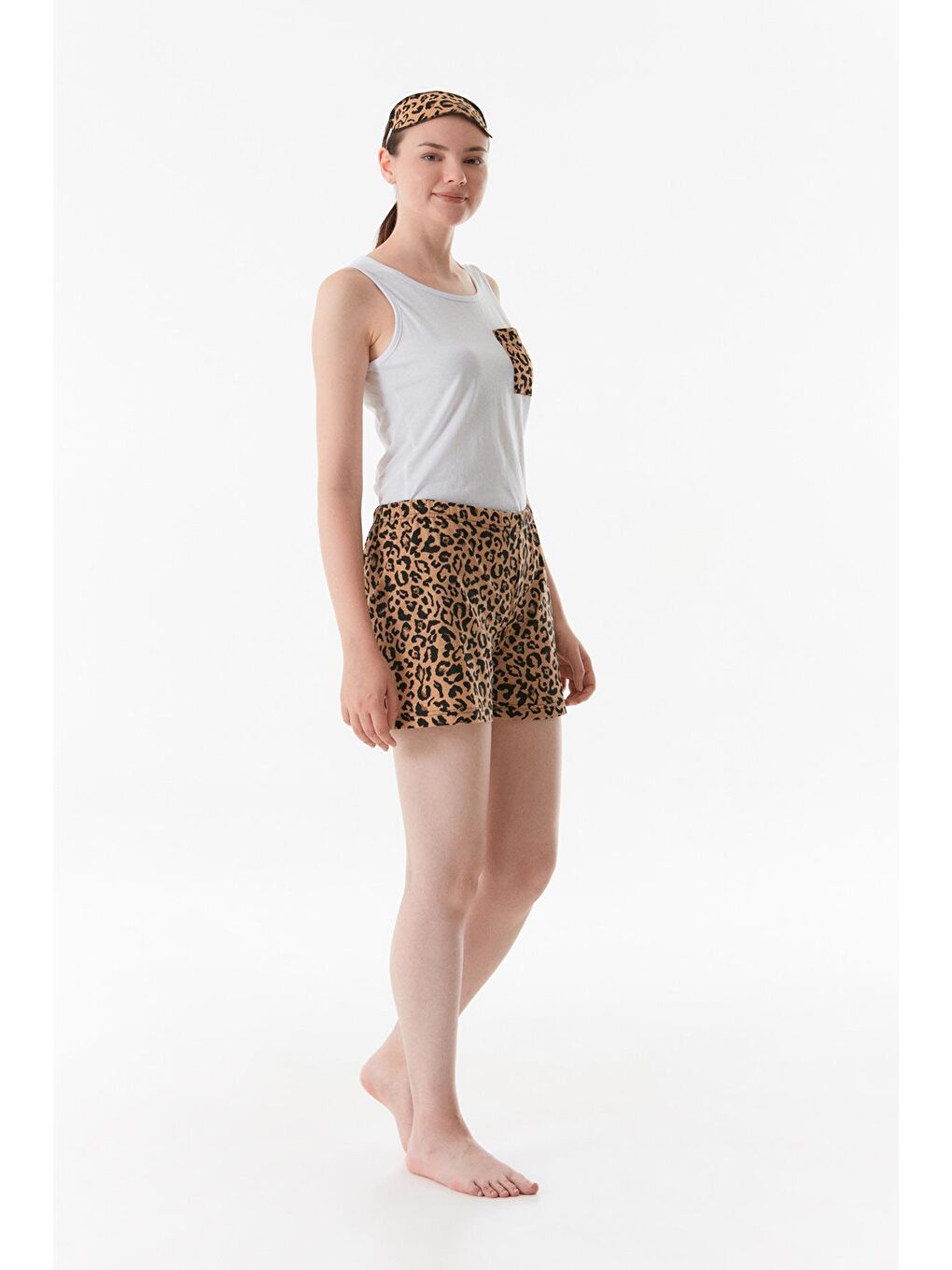 Kahverengi Leopar Desenli Şortlu Pijama Takımı-4