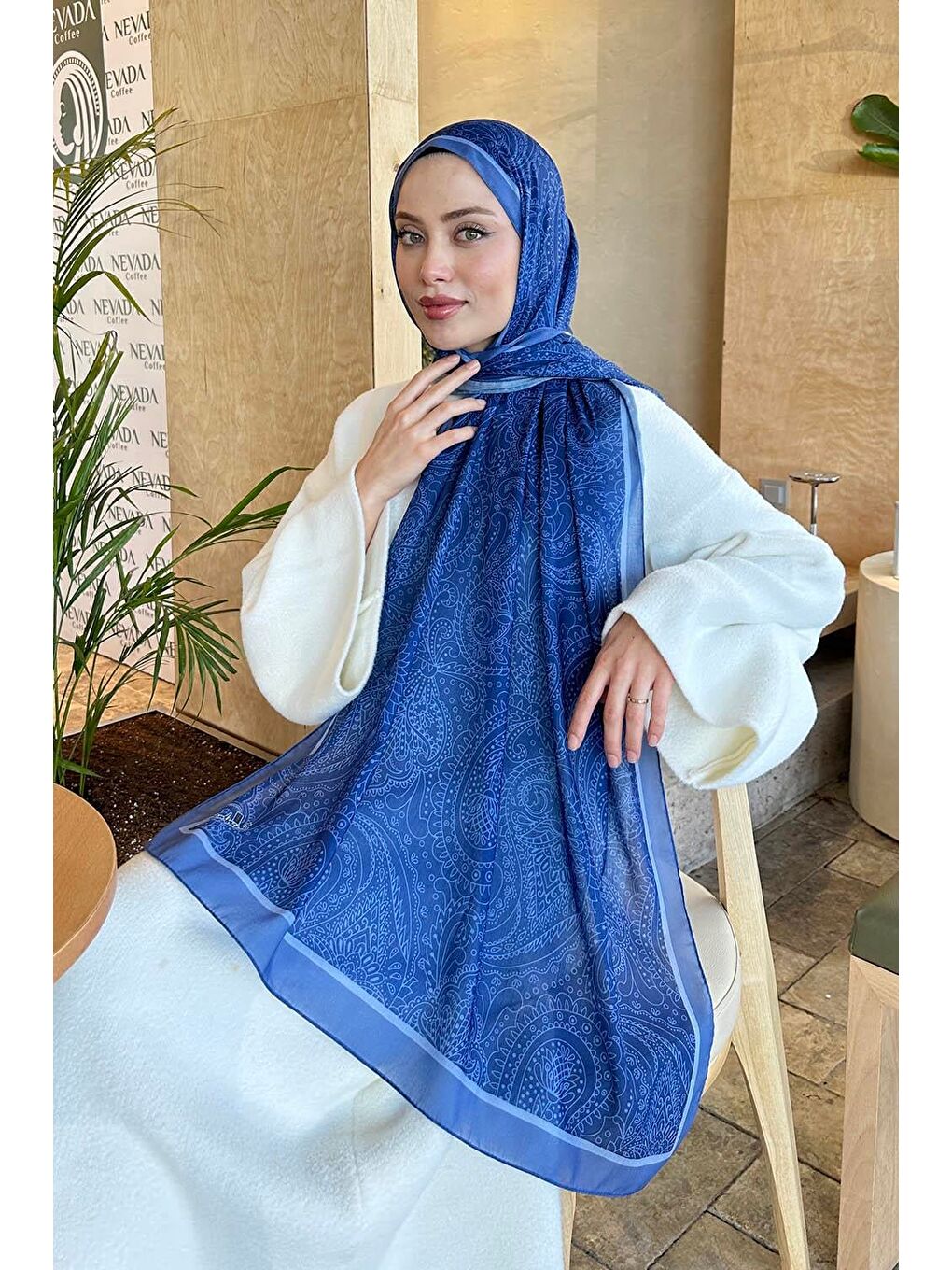 Mavi Retro Desen Pamuk Şal İndigo-1