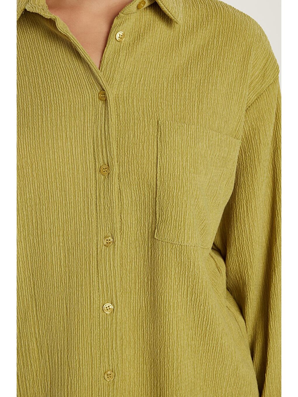 Kadın Relax Fit Rahat Kesim Uzun Kollu Gofre Yeşil Gömlek-2