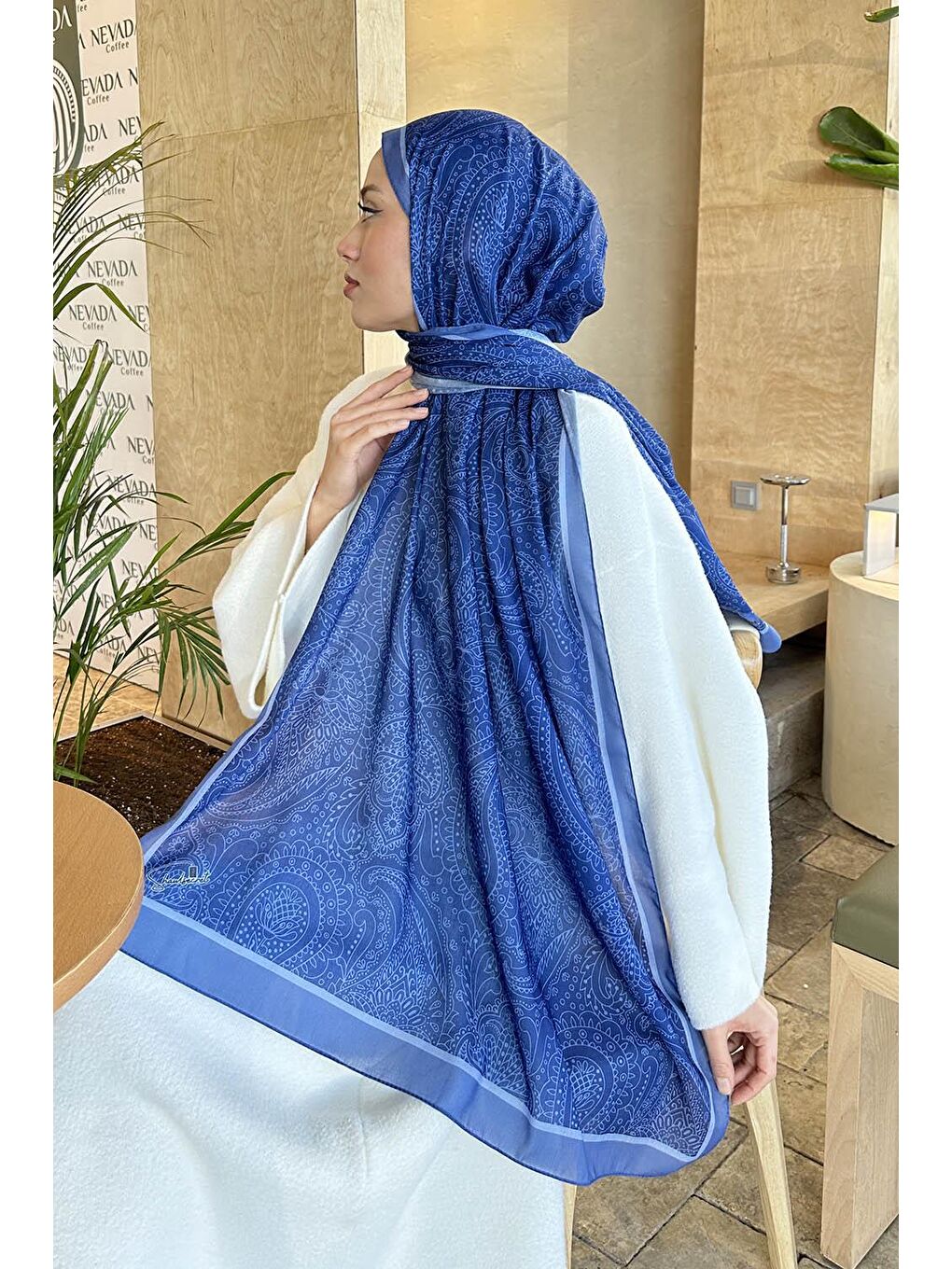 Mavi Retro Desen Pamuk Şal İndigo-2