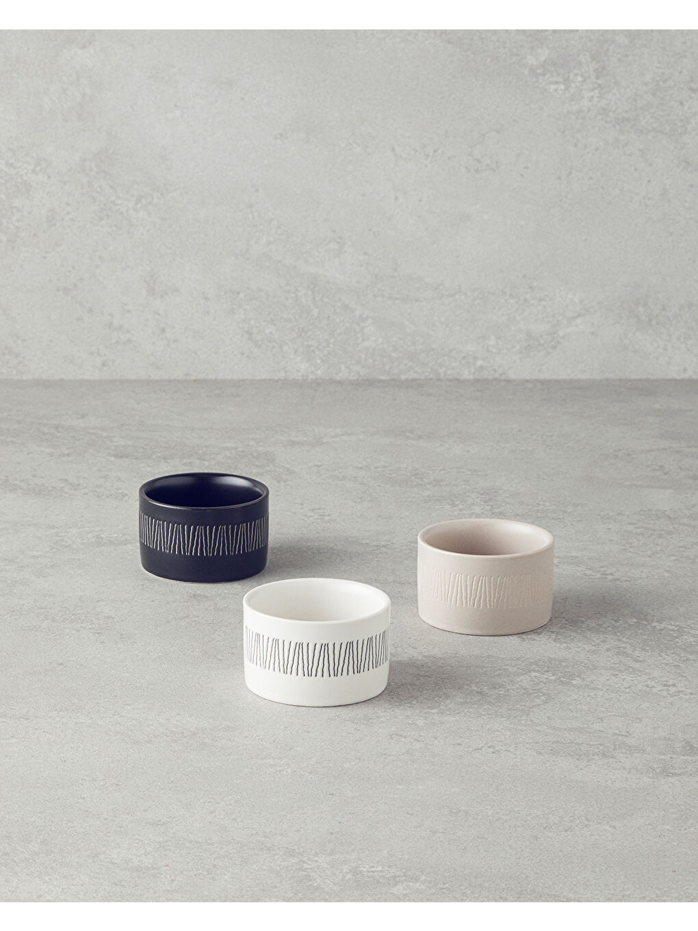 Bona Stoneware 3'lü Çerezlik 6,5 cm Siyah-Beyaz-Bej