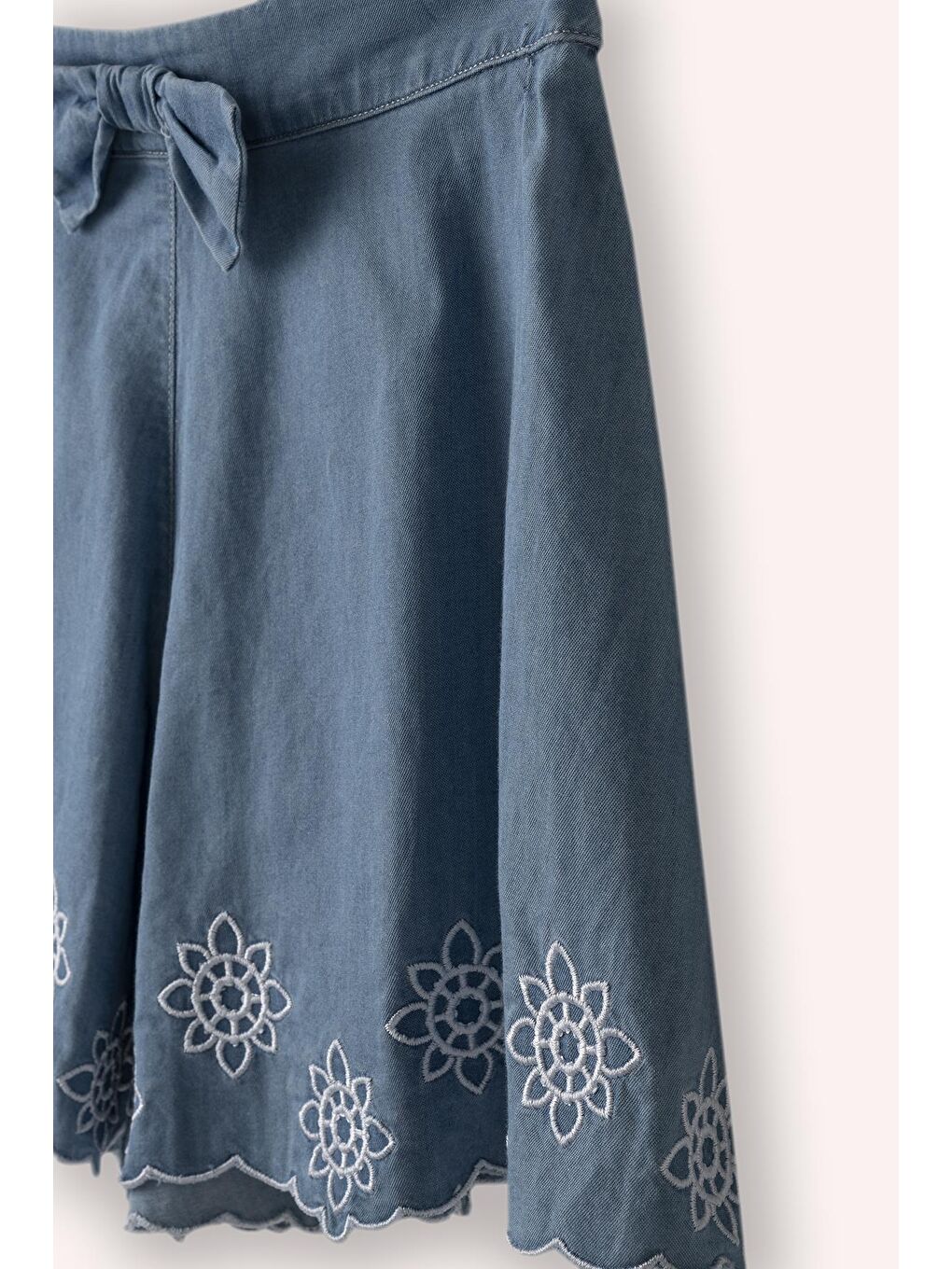 Kız Çocuk Nakış Detaylı Denim Şort Mavi