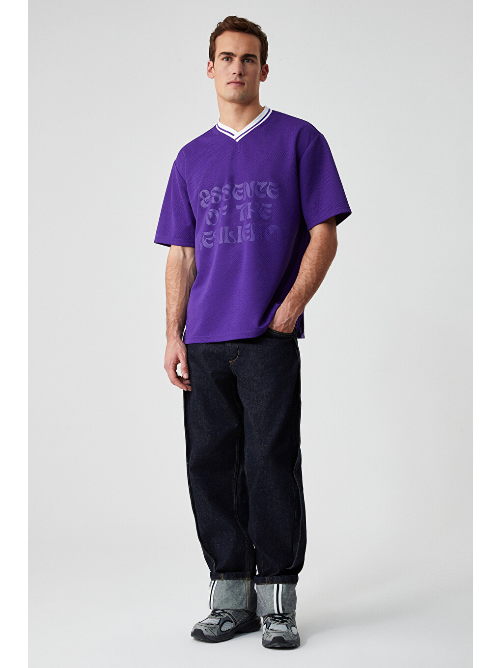 Mor PAMPA Erkek Baskı Detaylı Relaxed V Yaka Kısa Kol MOR T-Shirt-1