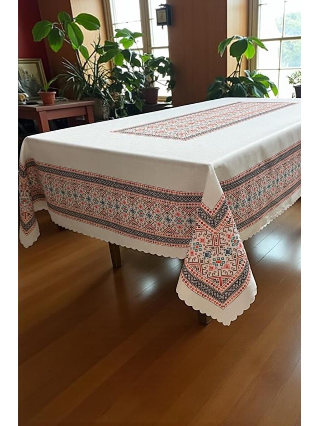 Karışık Desena Dertsiz Masa Örtüsü 150x300 Cm