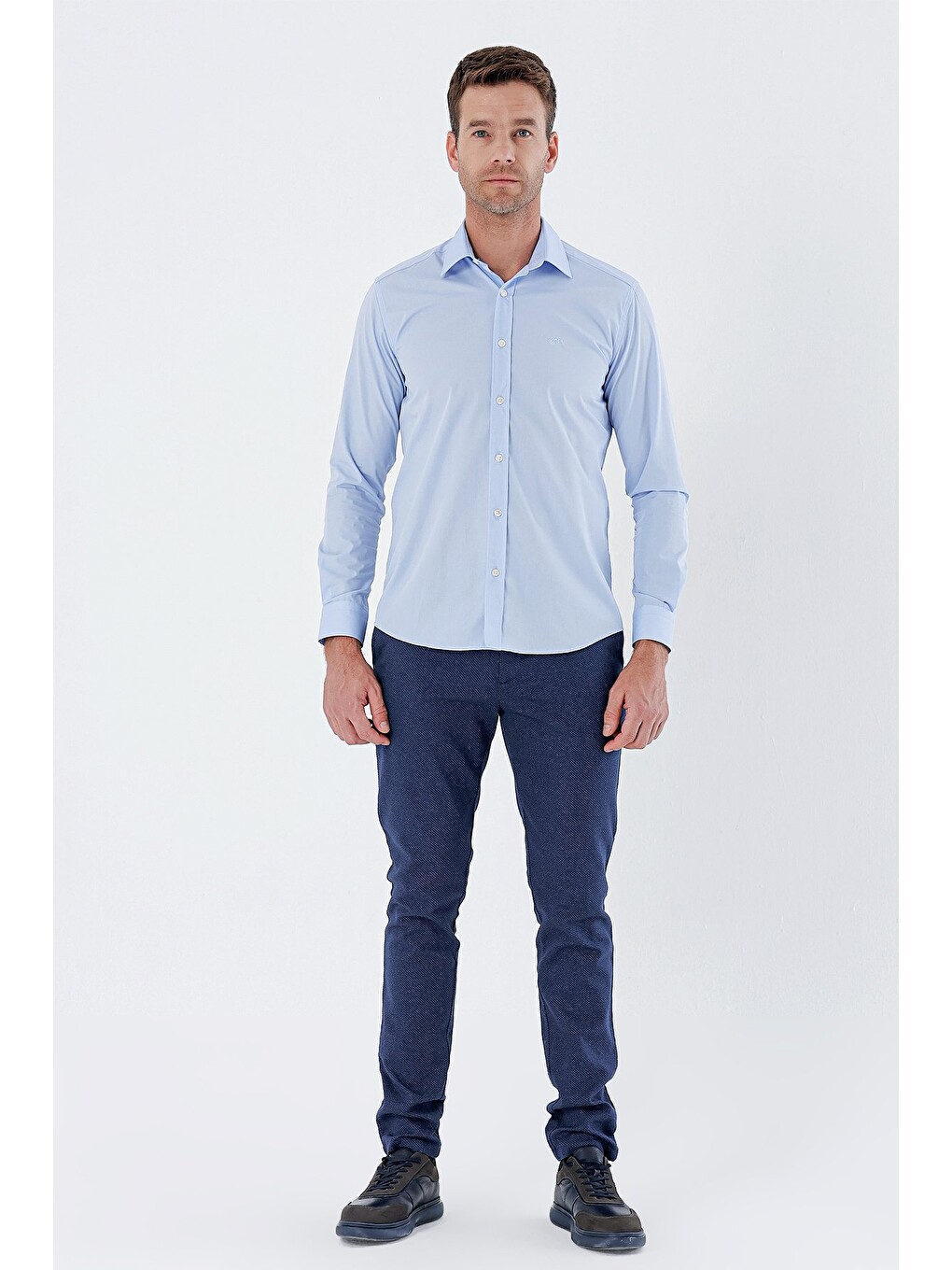Mavi Uzun Kollu Bez Ayağı Sert Yaka Cepsiz Pamuklu Basic Slim Fit Dar Kesim Gömlek 1004235357-3